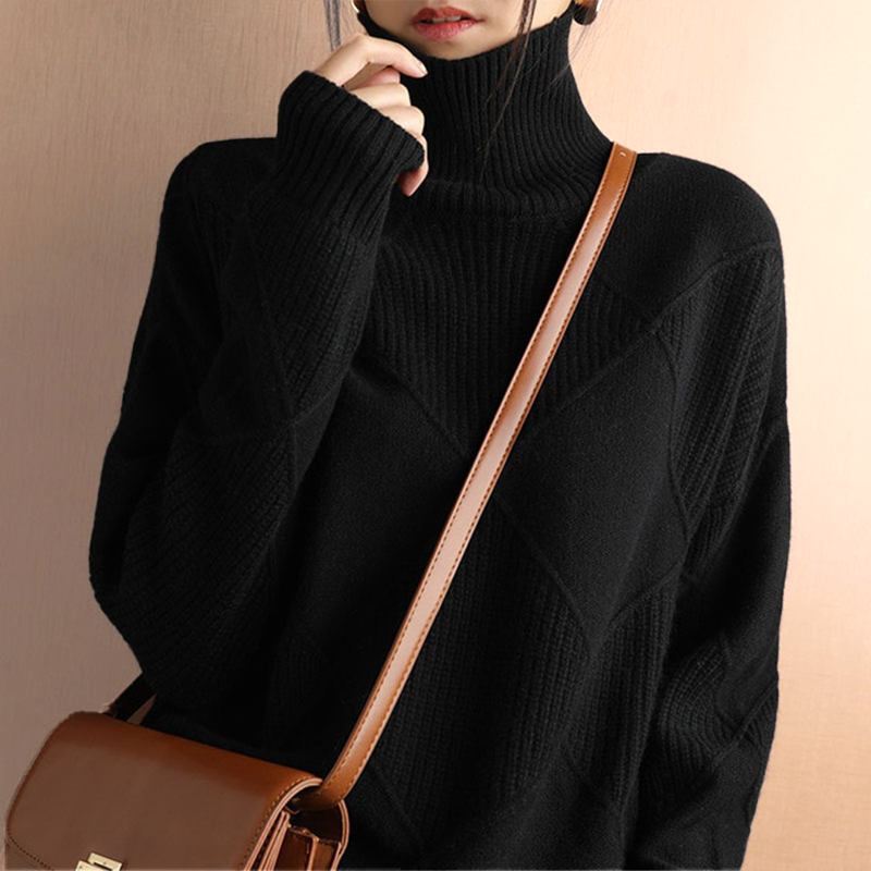 JOSIE⎮STRUCTURED TURTLENECK SWEATER